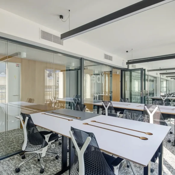 Bureau privé 23 m² 8 postes Location bureau Rue de Choiseul Paris 75002 - photo 1