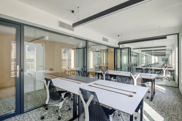 Bureau privé - 75002 - 8 postes - 5840€