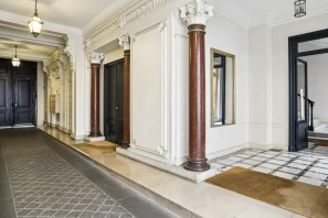 Espace indépendant - 75008 - 48 postes - 32000€