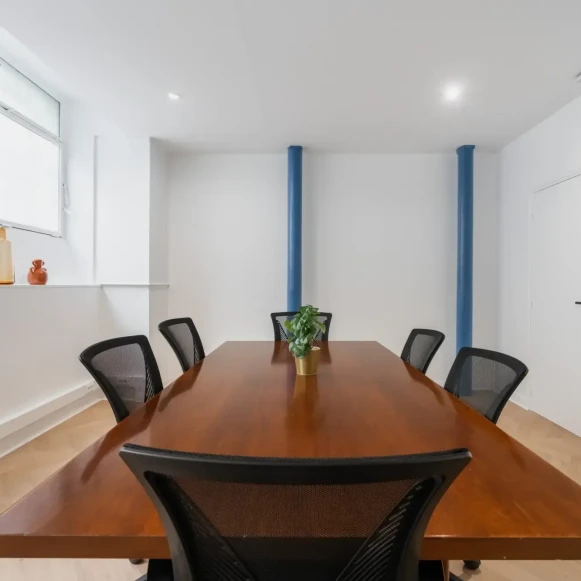 Bureau privé 50 m² 14 postes Location bureau Rue Chaptal Paris 75009 - photo 9