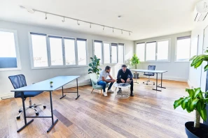 Bureau privé - 13002 - 5 postes - 940€