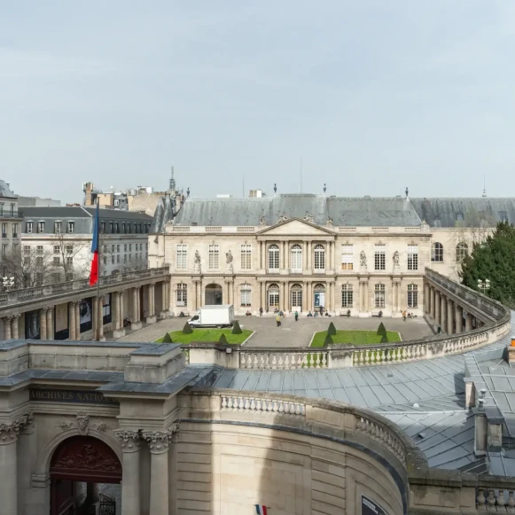 Bureau privé 31 m² 10 postes Location bureau Rue des Francs Bourgeois Paris 75004 - photo 7