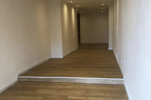 Open Space - 13400 - 3 postes - 250€