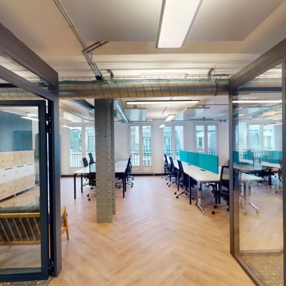 Bureau privé 115 m² 25 postes Coworking Rue des Petits Hôtels Paris 75010 - photo 1