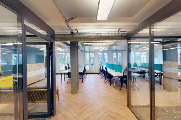 Bureau privé - 75010 - 25 postes - 15000€