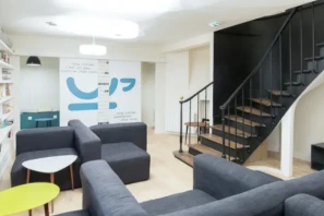 Bureau privé - 75004 - 3 postes - 1500€