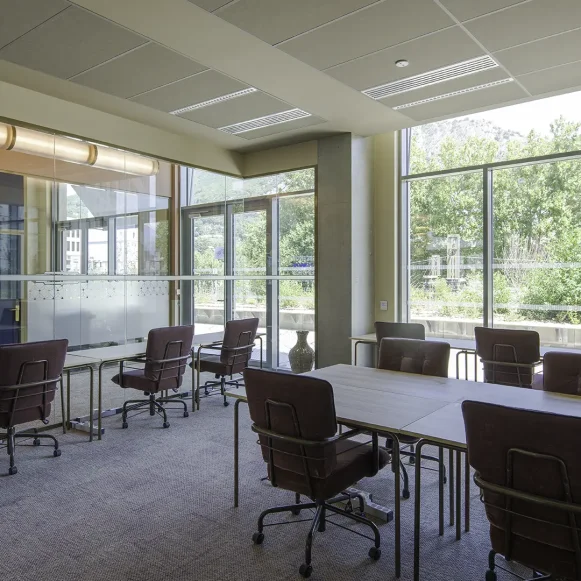 Espace indépendant 170 m² 34 postes Location bureau Place Nelson Mandela Grenoble 38000 - photo 5