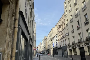 Bureau privé - 75018 - 8 postes - 1980€