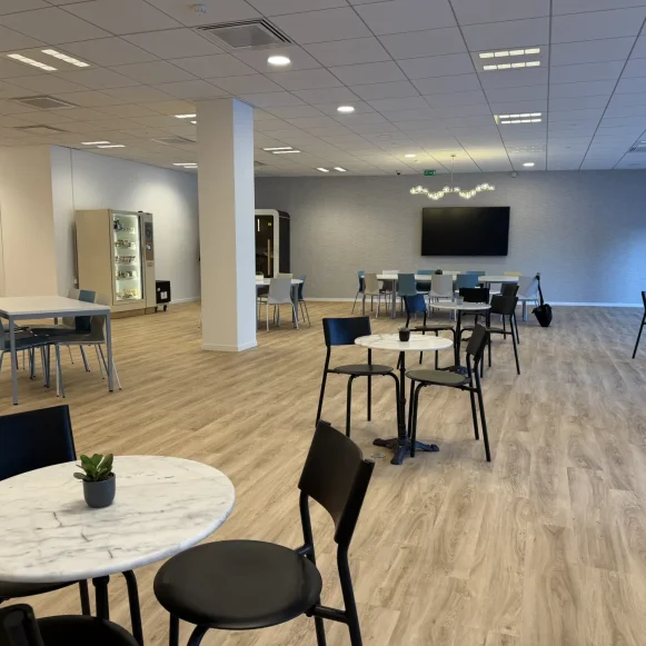 Bureau privé 12 m² 2 postes Coworking Avenue de Paris Villejuif 94800 - photo 9