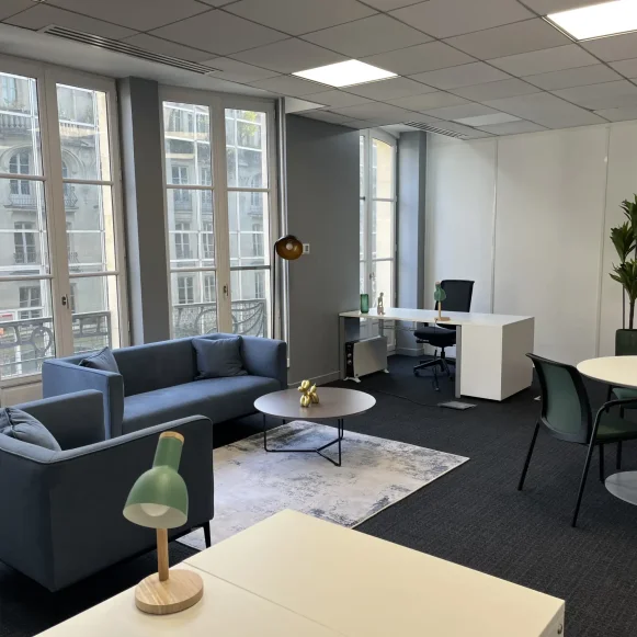 Bureau privé 44 m² 11 postes Location bureau Rue de Rennes Paris 75006 - photo 1