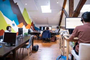 Open Space - 69007 - 10 postes - 249€