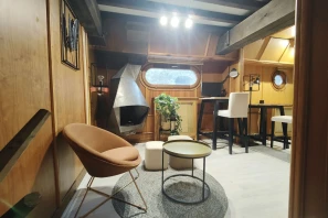 Open Space - 92210 - 9 postes - 300€