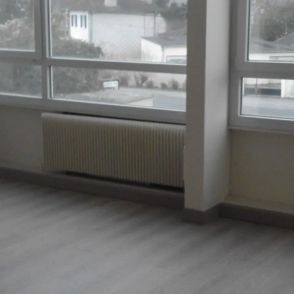 Bureau privé 45 m² 6 postes Coworking Avenue de Verdun Trilport 77470 - photo 1