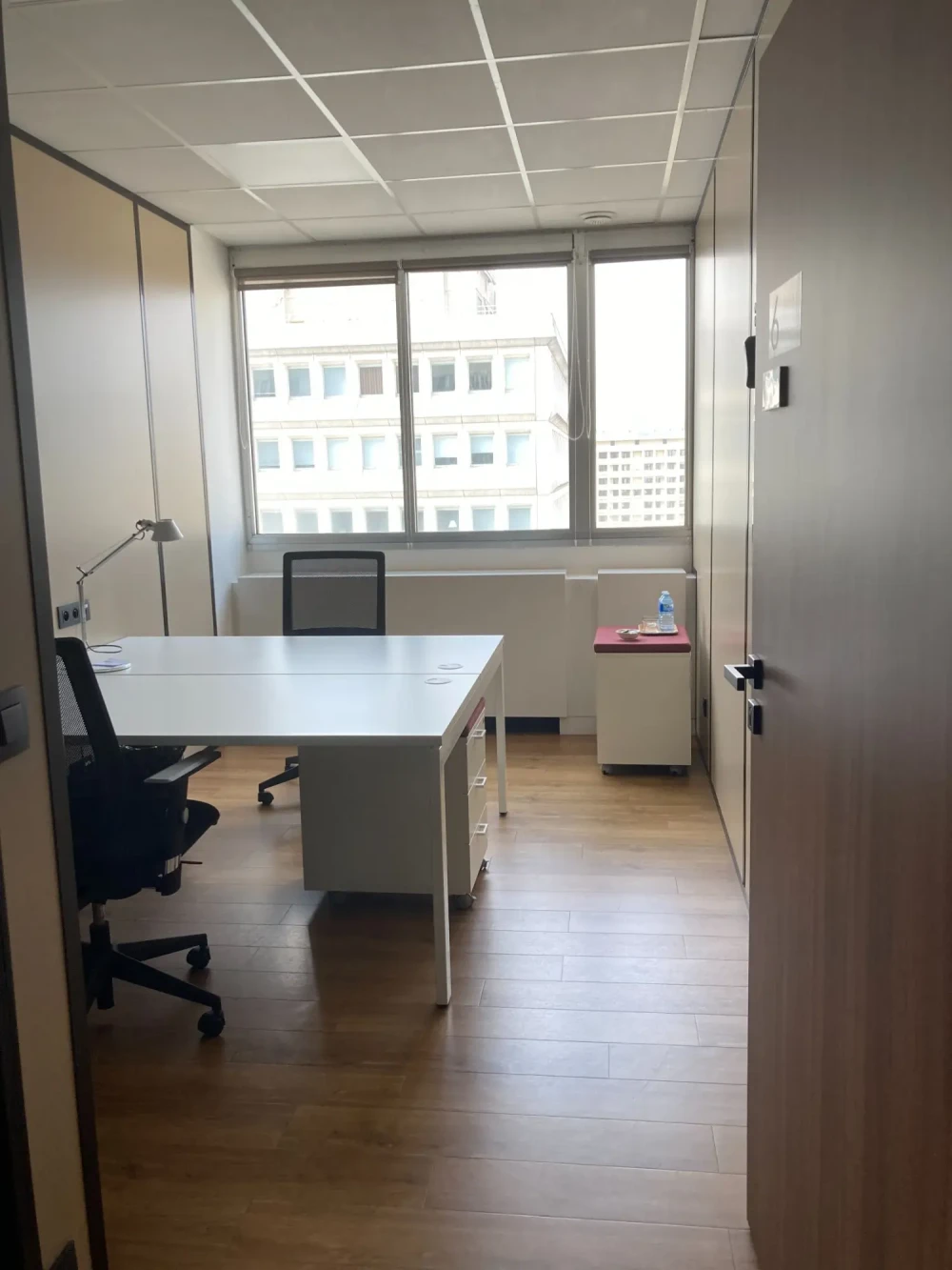 Bureau privé - 69003 - 90 postes - 35100€