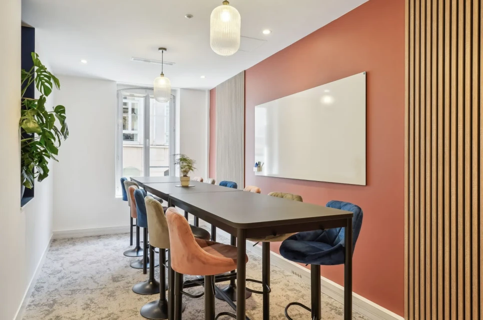 Le Saint-Lazare Place de Clichy