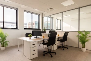 Bureau privé - 69100 - 4 postes - 1400€