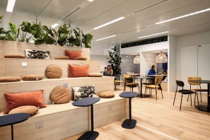 Bureau privé - 75015 - 7 postes - 3640€