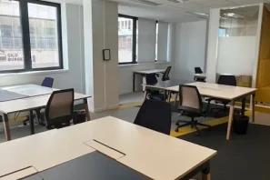 Bureau privé - 13002 - 9 postes - 1710€