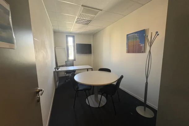 Bureau privé - 69007 - 1 poste - 150€