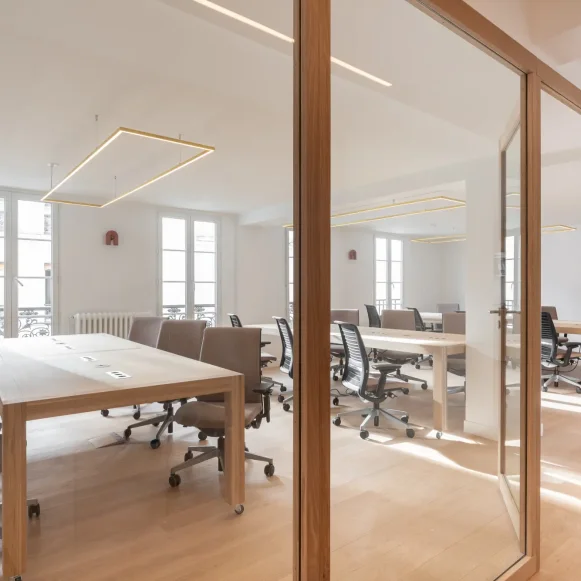 Espace indépendant 300 m² 48 postes Location bureau Boulevard de Sébastopol Paris 75001 - photo 5