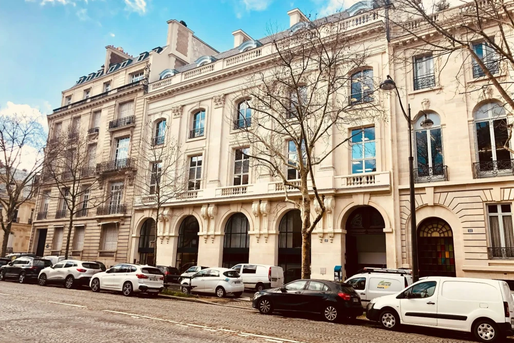 Bureau privé - 75016 - 7 postes - 3290€