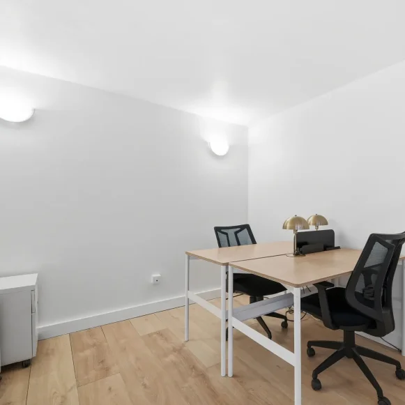 Bureau privé 9 m² 2 postes Coworking Boulevard de Strasbourg Paris 75010 - photo 2