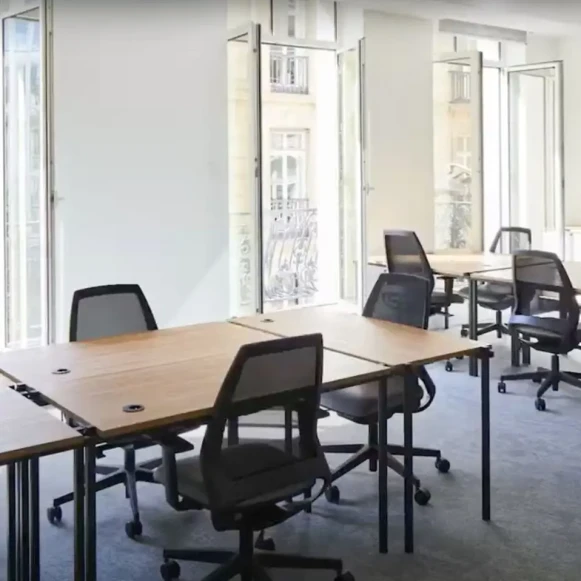 Bureau privé 13 m² 4 postes Coworking Boulevard Malesherbes Paris 75008 - photo 3