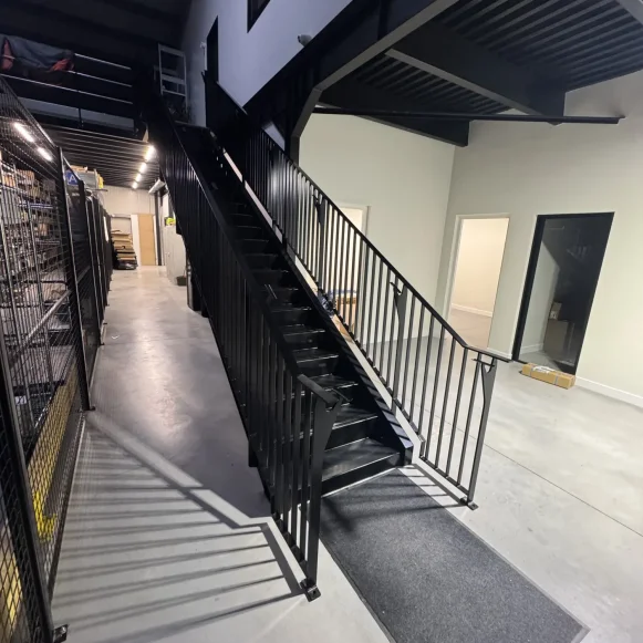 Bureau privé 13 m² 4 postes Location bureau Rue de la Calypso Hénin-Beaumont 62110 - photo 7