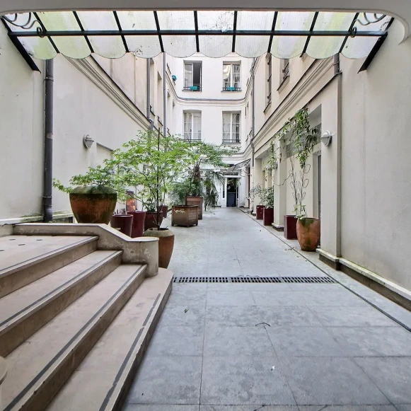 Espace indépendant 120 m² 20 postes Location bureau Rue Saint-Denis Paris 75002 - photo 5