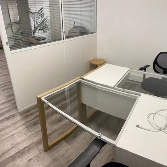 Bureau privé 10 m² 2 postes Coworking Grande Rue de Saint Clair Caluire-et-Cuire 69300 - photo 1