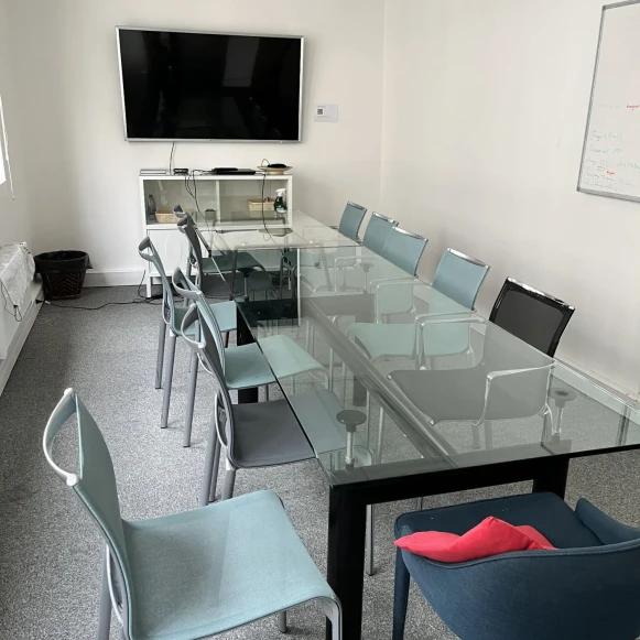 Bureau privé 95 m² 9 postes Coworking Rue Mazarine Paris 75006 - photo 3