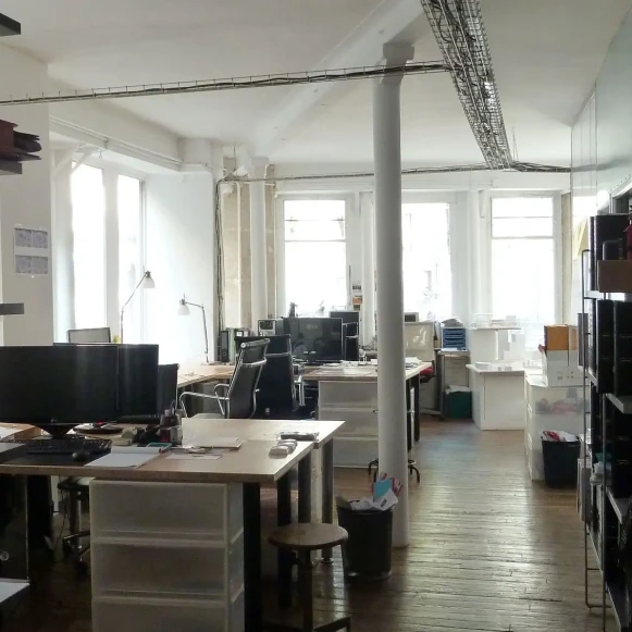 Open Space  2 postes Location bureau Rue Severo Paris 75014 - photo 1