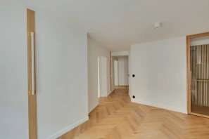 Jöro Boulevard de Magenta