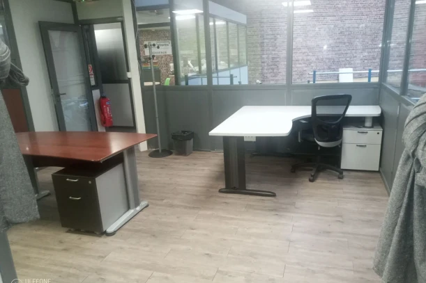 Bureau privé - 59200 - 1 poste - 407€