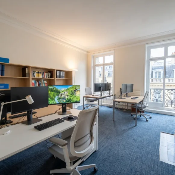 Espace indépendant 360 m² 25 postes Coworking Avenue Hoche Paris 75008 - photo 7