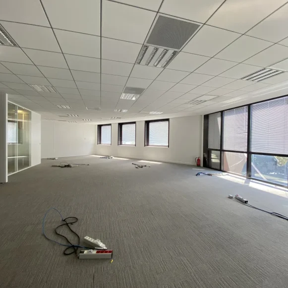 Bureau privé 100 m² 8 postes Coworking Rue Fructidor Paris 75017 - photo 3