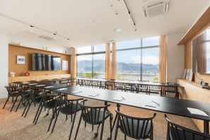 Bureau privé - 38000 - 2 postes - 670€