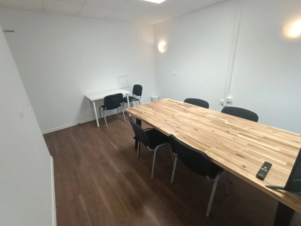 Bureau privé - 94200 - 7 postes - 800€