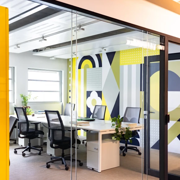 Bureau privé 30 m² 9 postes Location bureau Boulevard Voltaire Paris 75011 - photo 1