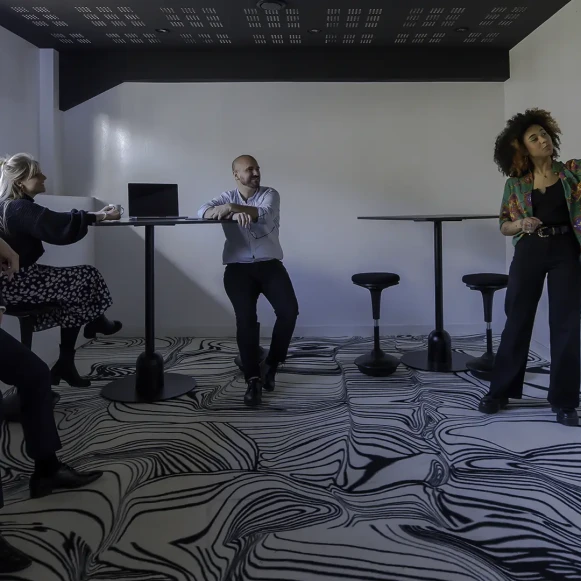 Bureau privé 40 m² 11 postes Location bureau Quai des Chartrons Bordeaux 33300 - photo 7