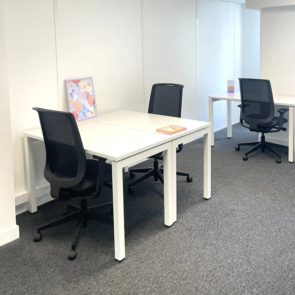Bureau privé 945 m² 3 postes Location bureau Rue de Finlande Colombier-Saugnieu 69125 - photo 2