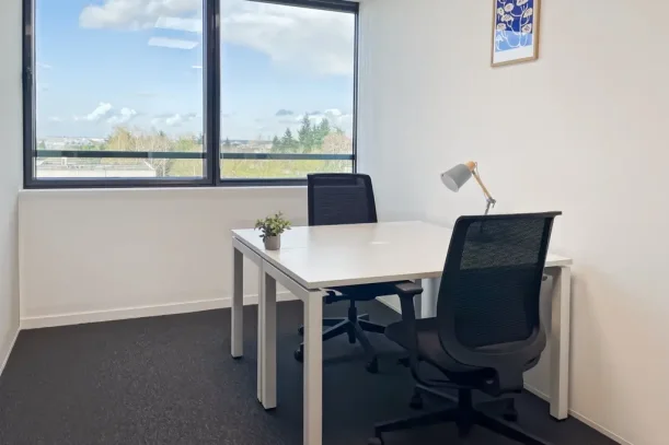 Bureau privé - 37100 - 2 postes - 647€