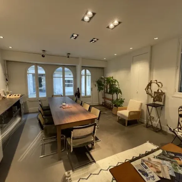 Espace indépendant 64 m² 10 postes Location bureau Rue de la Victoire Paris 75009 - photo 2