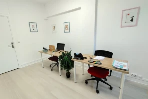 Bureau privé - 93100 - 4 postes - 649€