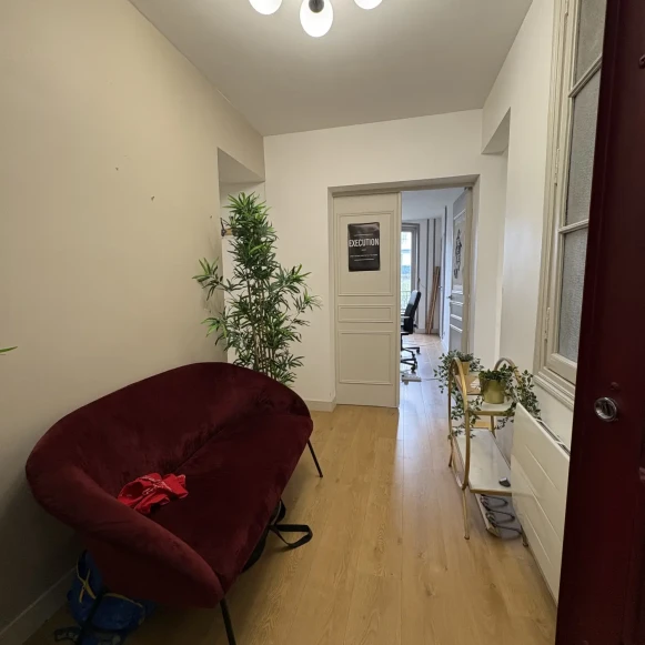 Espace indépendant 72 m² 15 postes Location bureau Boulevard de Sébastopol Paris 75001 - photo 4