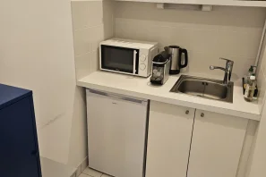 Bureau privé - 75010 - 4 postes - 1600€