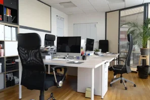 Bureau privé - 92120 - 6 postes - 1070€