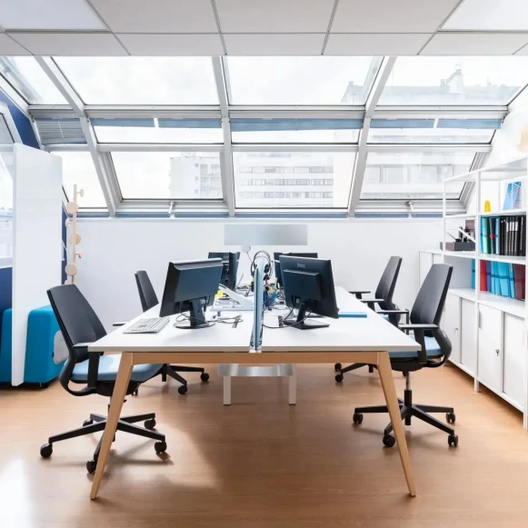 Bureau privé 11 m² 1 poste Location bureau Rue de Sèvres Boulogne-Billancourt 92100 - photo 4