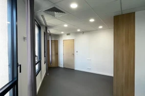 Bureau privé - 83700 - 1 poste - 750€