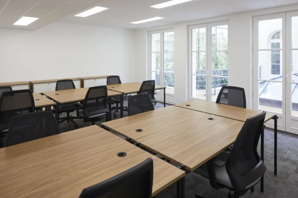 Bureau privé - 75009 - 13 postes - 8710€